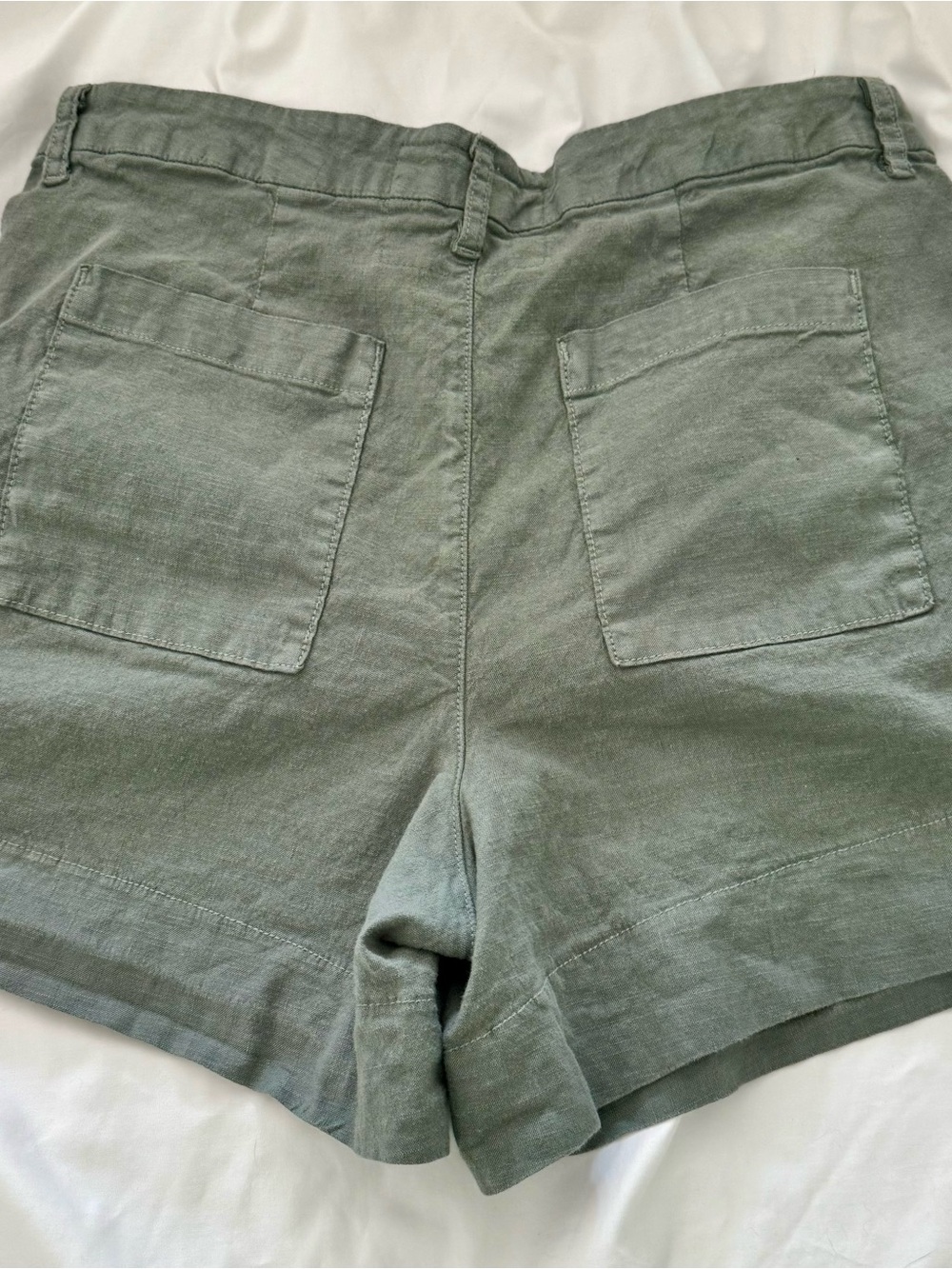 Frank & Eileen Waterford Rosemary Green Shorts - Picture 3 of 3